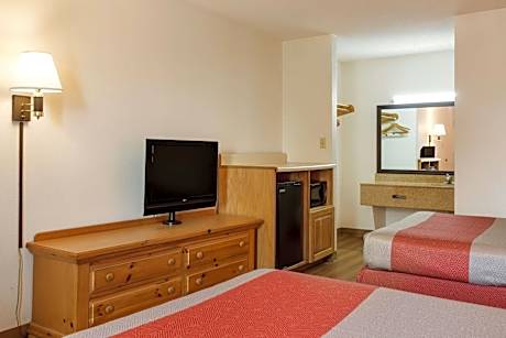 Deluxe Quadruple Room - Smoking