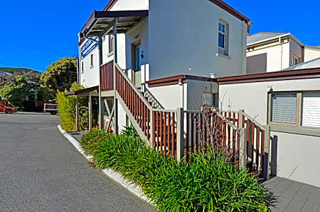 Albany Central Apartments