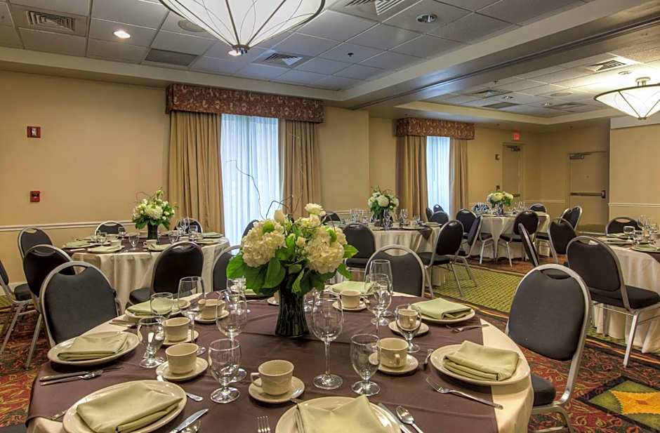 Hilton Garden Inn Norwalk