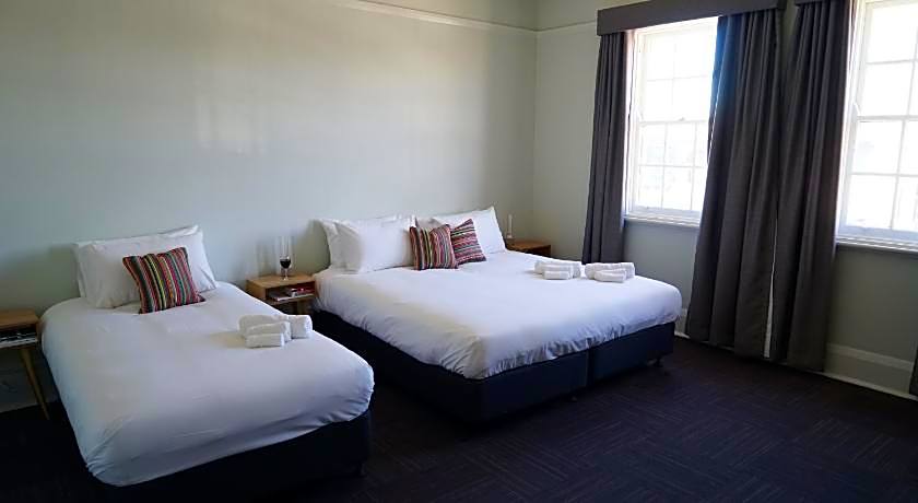 Rosehill Hotel
