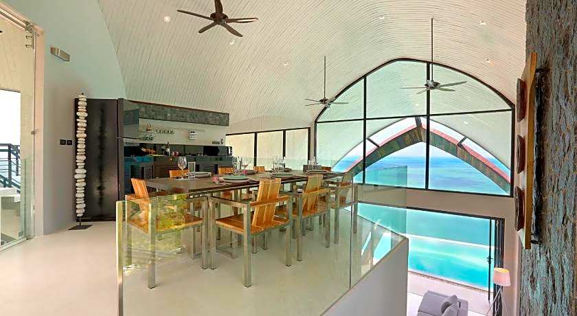 Villa Moonshadow