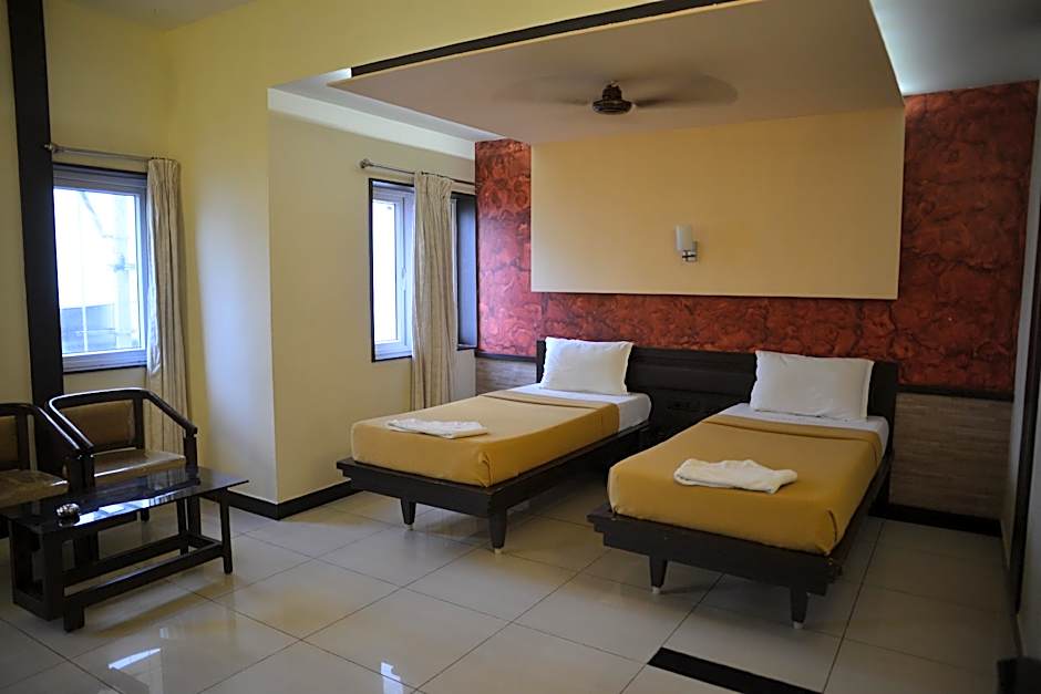 Vijey Hotels - Trichy Central