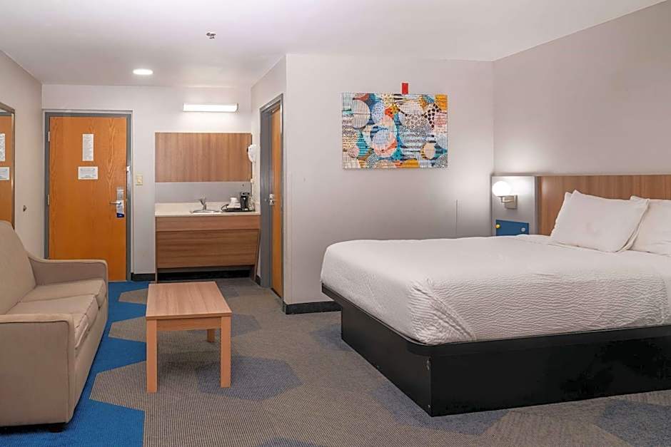 Microtel Inn & Suites by Wyndham Pigeon Forge