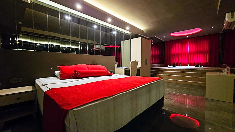 Blue Star Hotel