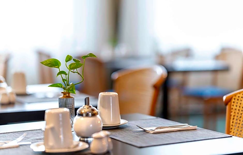 PLAZA Hotel Blankenburg Ditzingen, Sure Hotel Collection