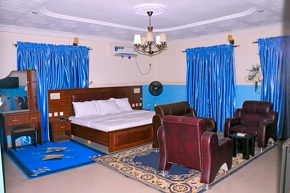 Photo 1 of 3 of Royal Suite