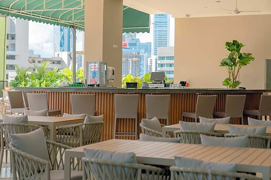 Waymore Hotel Spa & Casino