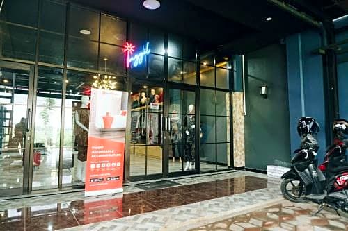 RedDoorz Syariah near Alun Alun Blitar