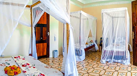 Quadruple Room with Balcony