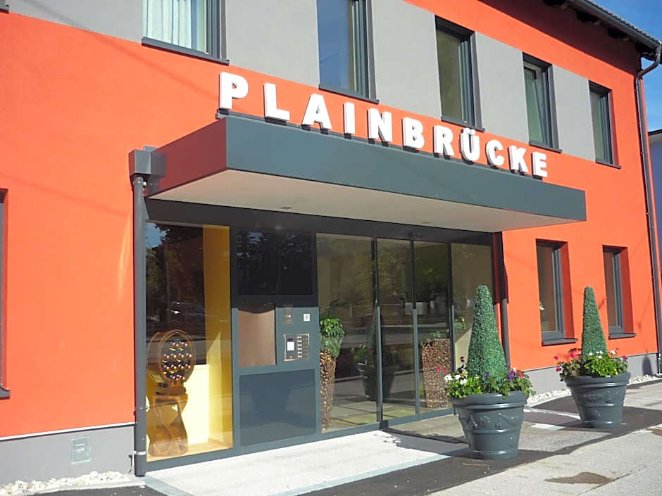 Hotel Plainbrücke | self check-in