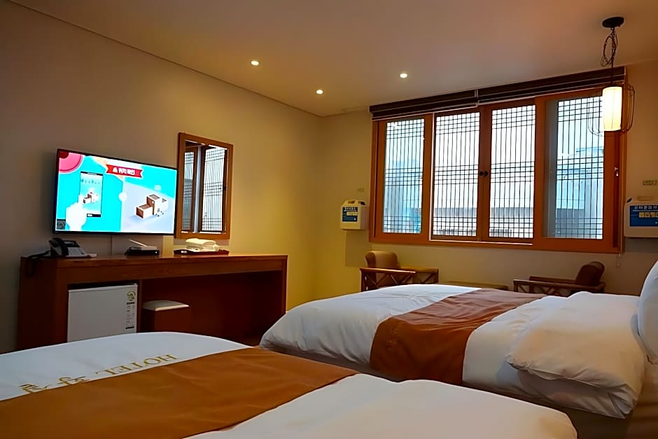Jeonju Hwangsil Gwangwang Hotel