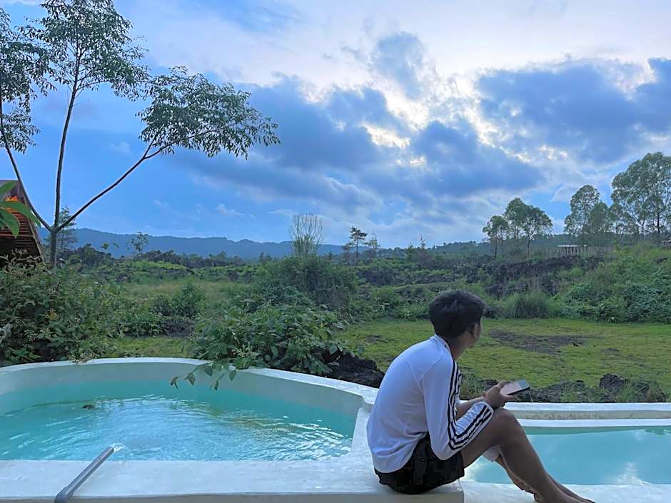 Triangular house and hot spring