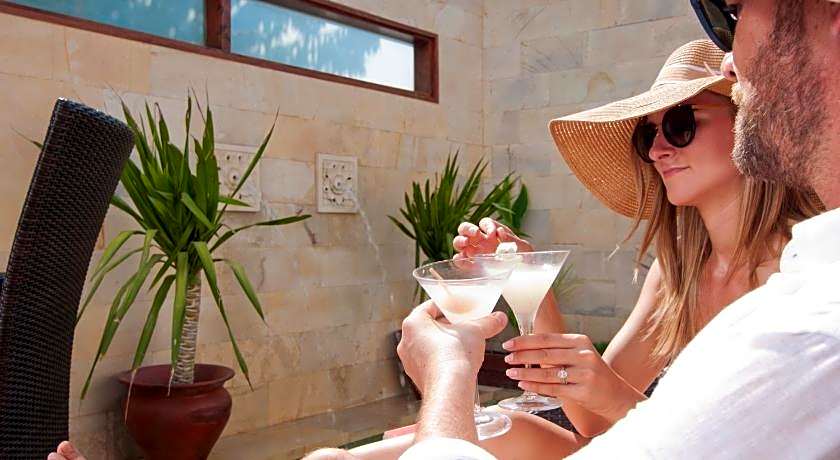 KeRensia Private Pool Villas Gili Air