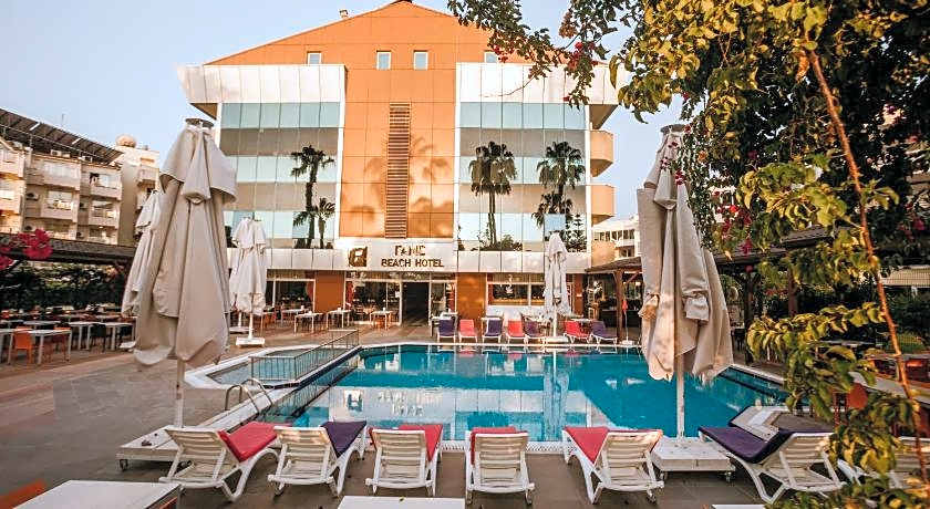 Fame Beach Hotel