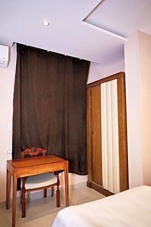 Triple Room with Mountain View