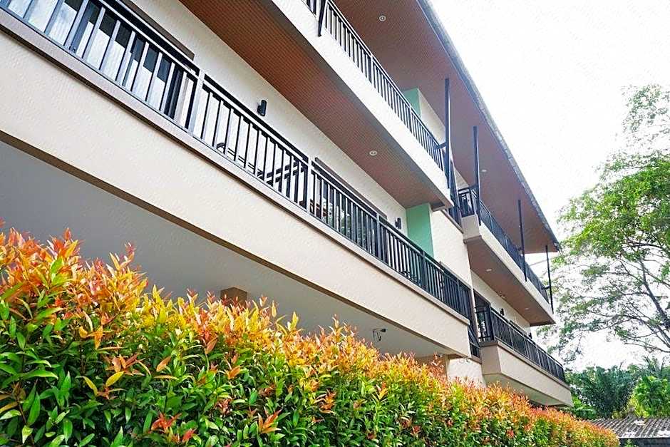 Pensiri House