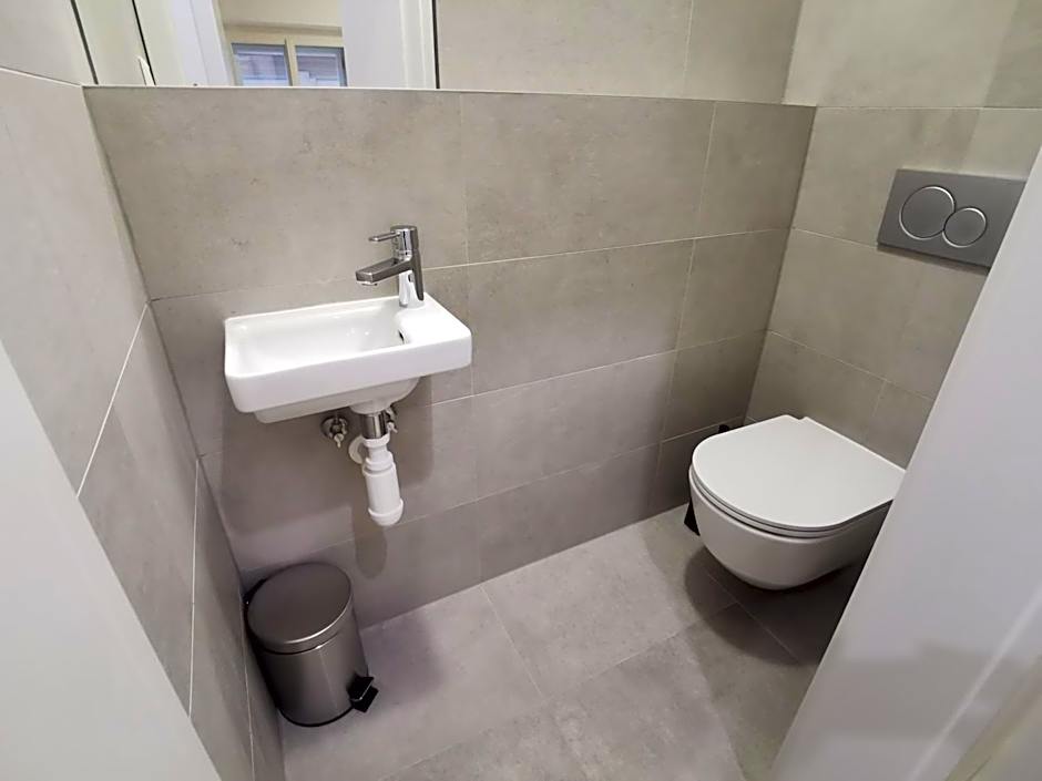 City Castle Apartments Free Parking