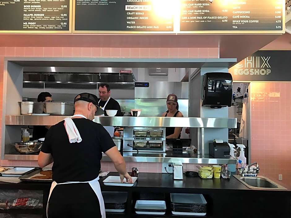 Alt Hotel Calgary East Village