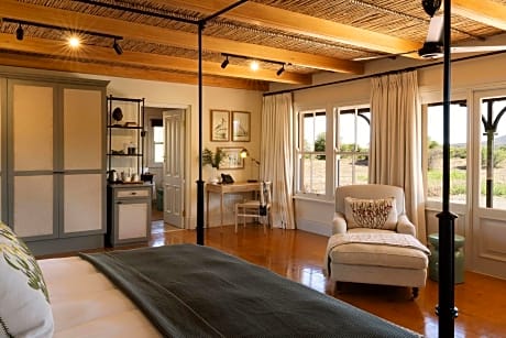 Karoo Lodge Luxury Suite
