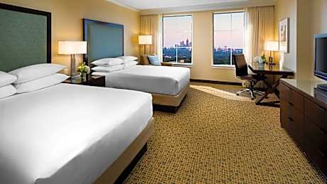2 Double Beds High Floor