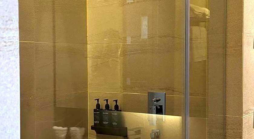 New World Suites