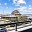 456 Embarcadero Inn & Suites