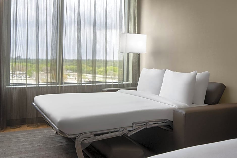 AC Hotel by Marriott Fort Lauderdale Sawgrass Mills Sunrise