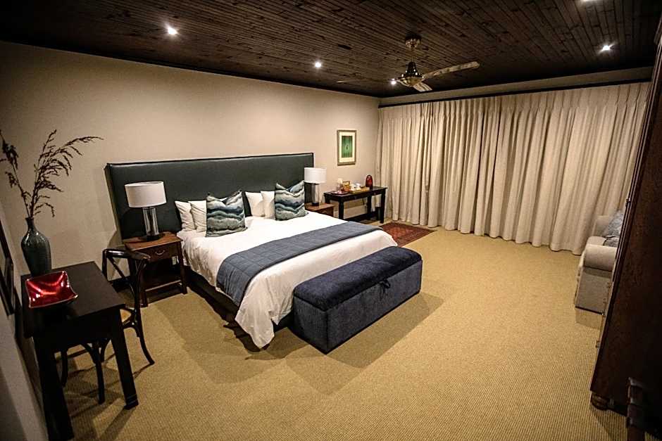 Swartberg Private Game Lodge