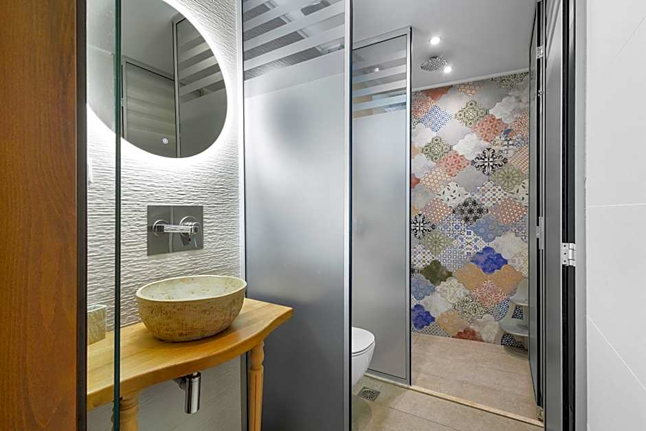 Belmondo Hotel