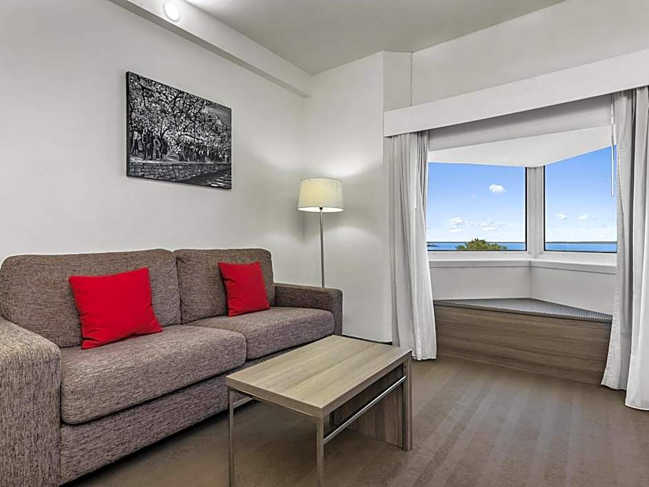 Novotel Darwin CBD