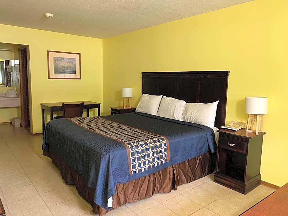 Riverwood Inn