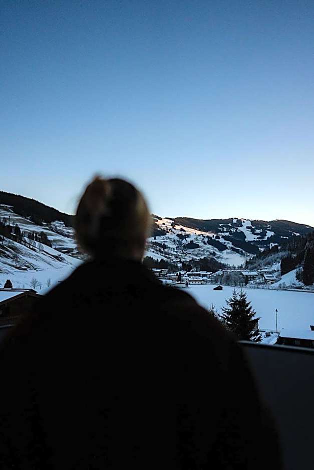 LH Suites Aparthotel - NEW since 2025