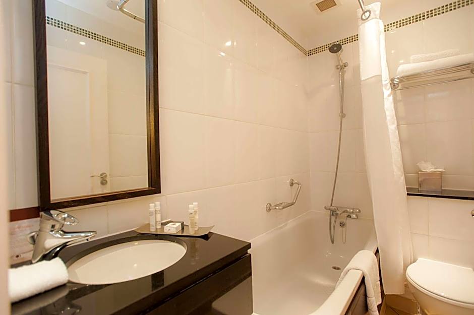 DoubleTree By Hilton Dunblane Hydro