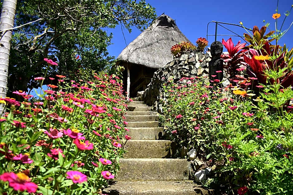 Hiwang Native House Inn & Viewdeck