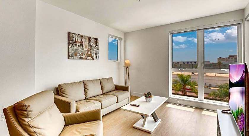 SuitesRUs Apart Hotel near Dodgers Stadium