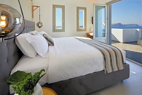 Prestige Suite with Infinity Heated Private Pool