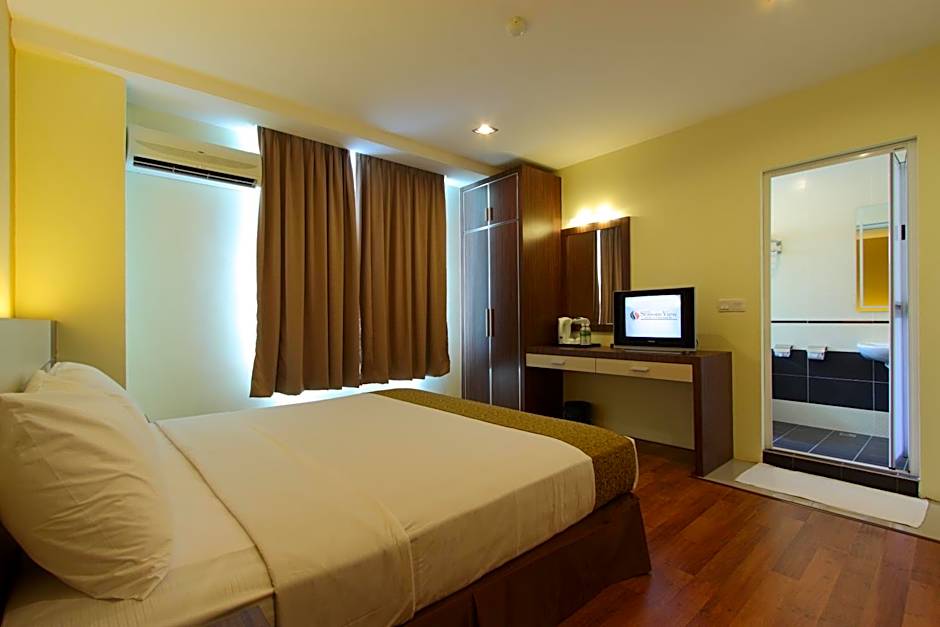 Photo 1 of 2 of Standard 1 King Bed