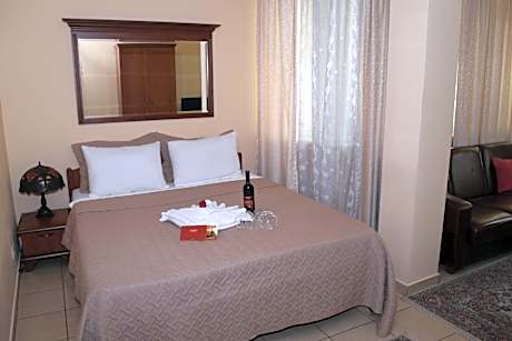 Queen Room with Two Queen Beds