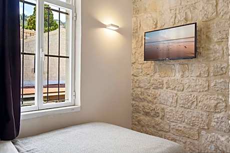 Economy Single Room