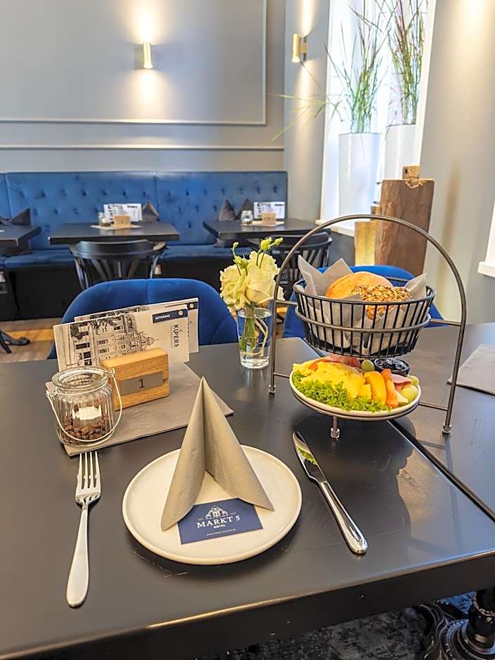 Hotel Markt 5 - inmitten der Lübbecker Altstadt, kostenloser Parkplatz direkt am Hotel