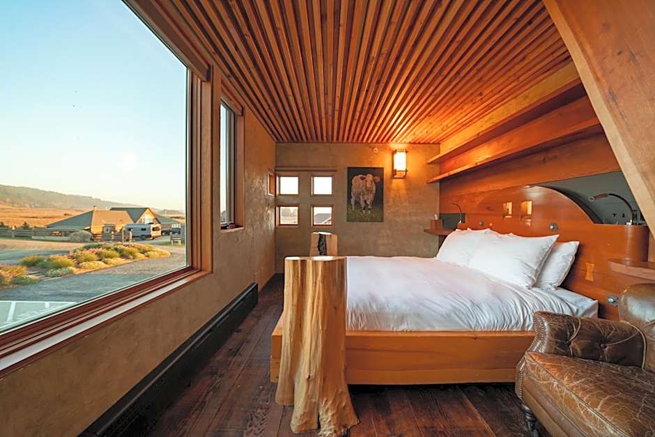 The Inn at Newport Ranch