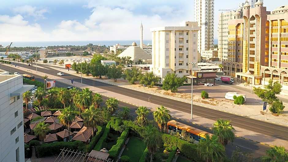 Holiday Inn - Suites Kuwait Salmiya by IHG