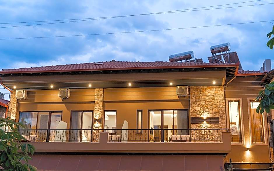 LYDIA suites and rooms