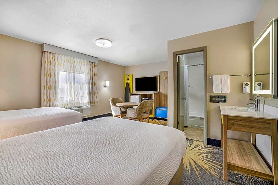 Photo 1 of 4 of 2 Double Beds, 2nd Floor