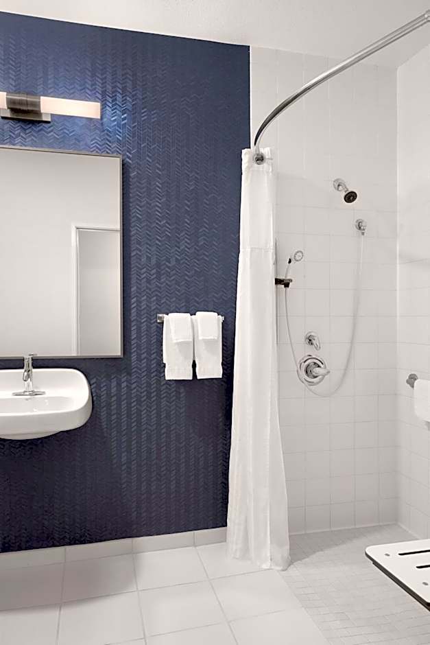 Fairfield Inn & Suites by Marriott Chicago Naperville