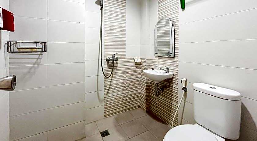 Capital O 93589 Hotel Wongso Syariah