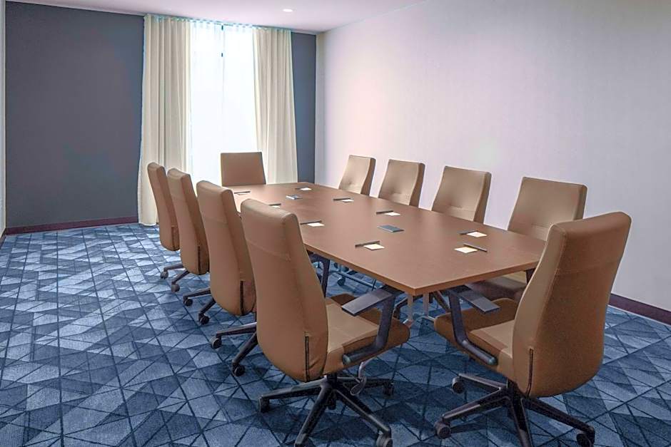 Courtyard by Marriott Jefferson City