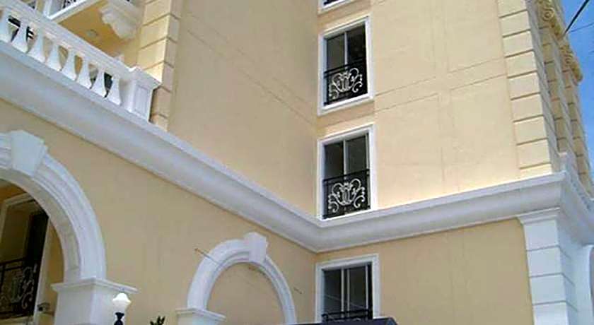 Rafael Mansion Bangkok Airport