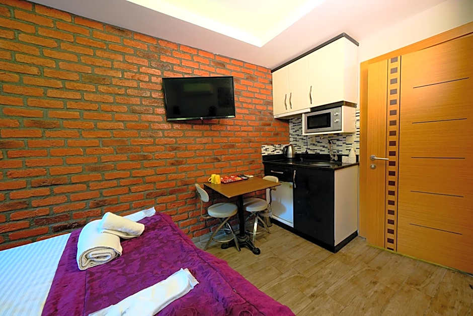 Taksim Celebi Suites