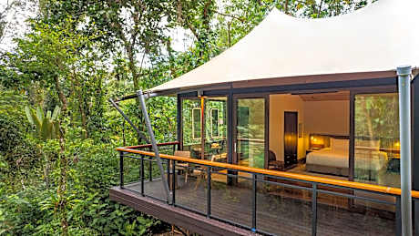 Tifakara Boutique Hotel & Birding Oasis